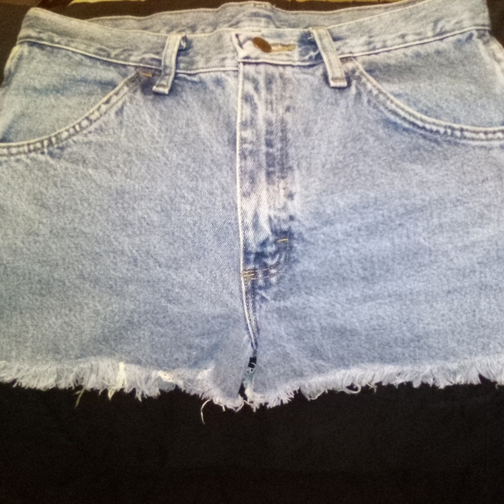 Rustler cut off jean shorts 30x34